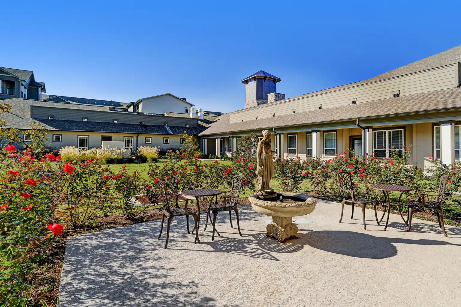 LAPC Exteriors - MC Courtyard